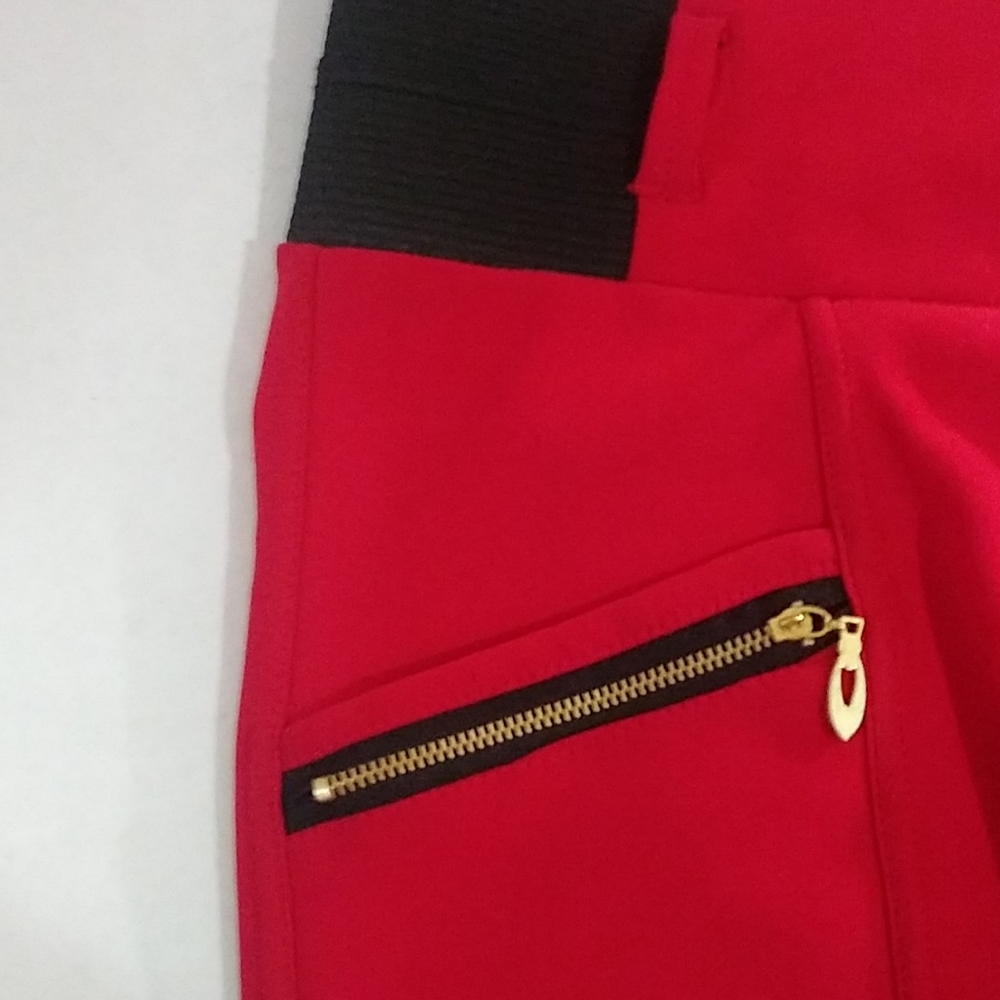 Capris - Picture 4 of 4